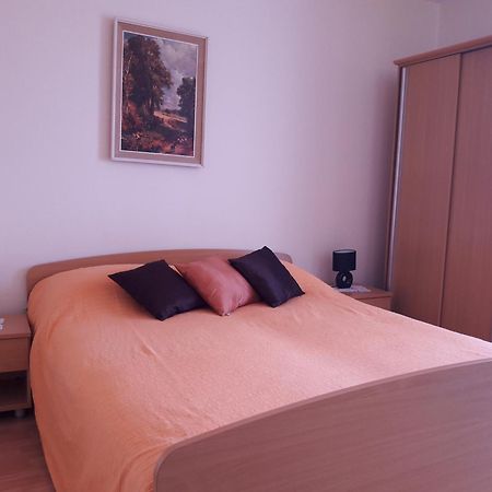 Guest House Jelsa Jelsa  Phòng bức ảnh