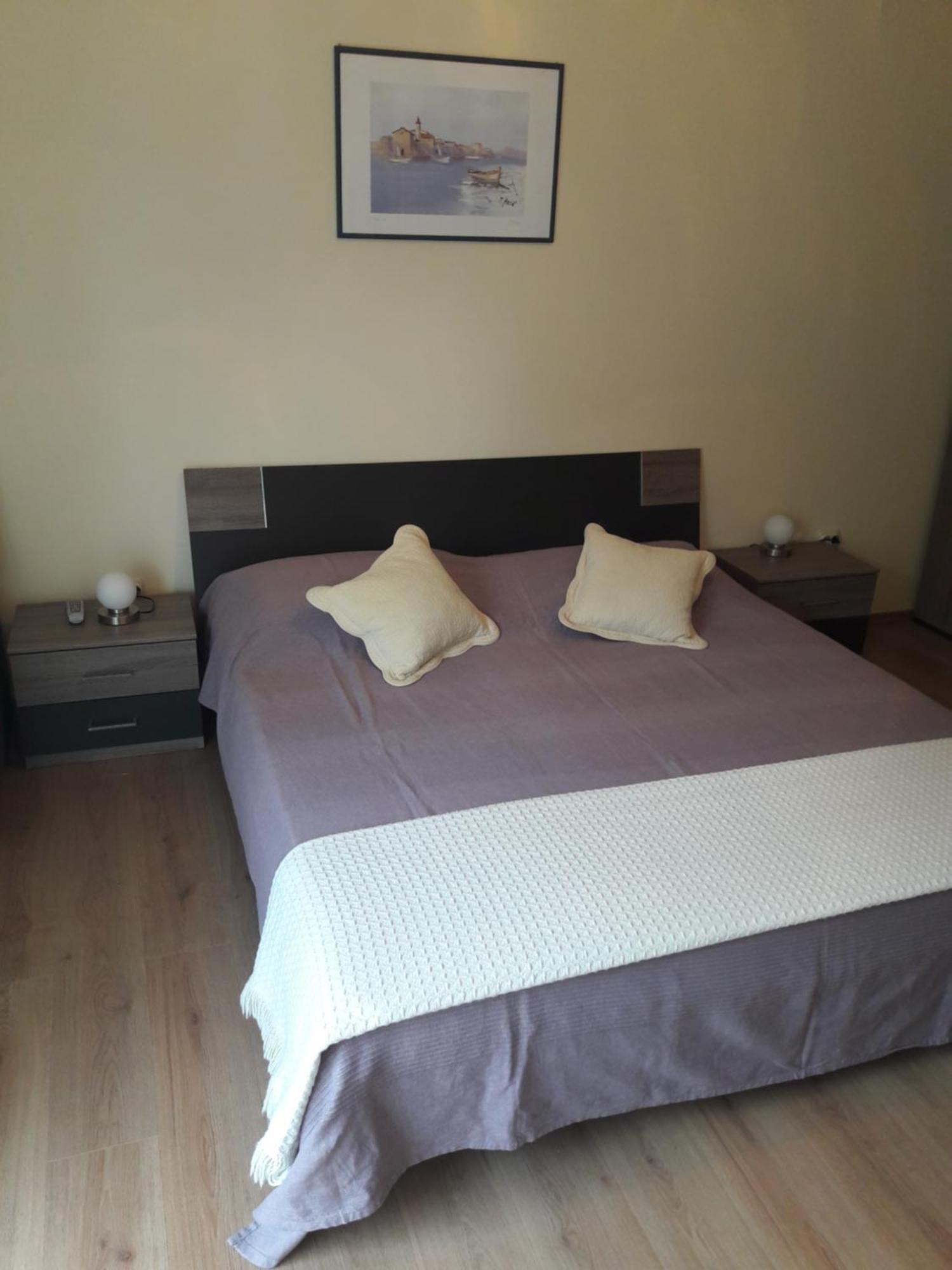 Guest House Jelsa Jelsa  Phòng bức ảnh