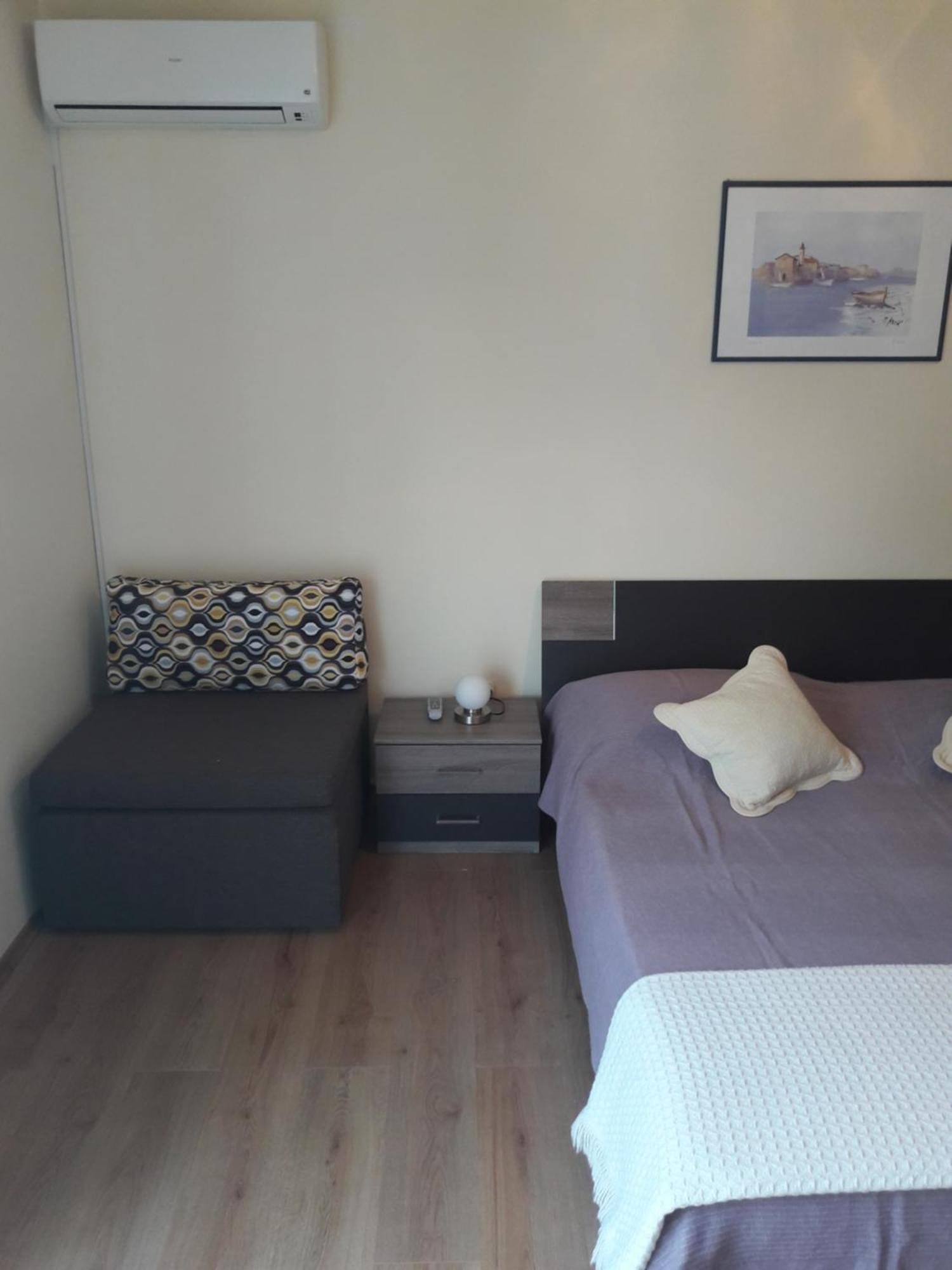Guest House Jelsa Jelsa  Phòng bức ảnh