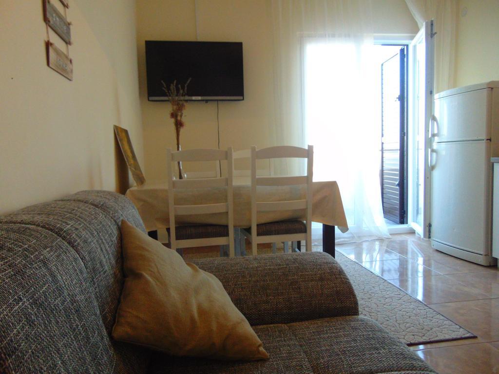 Guest House Jelsa Jelsa  Ngoại thất bức ảnh